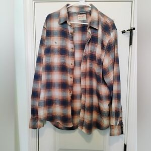 Wrangler Men's Casual Blue and Tan Plaid Shirt Sz XL
